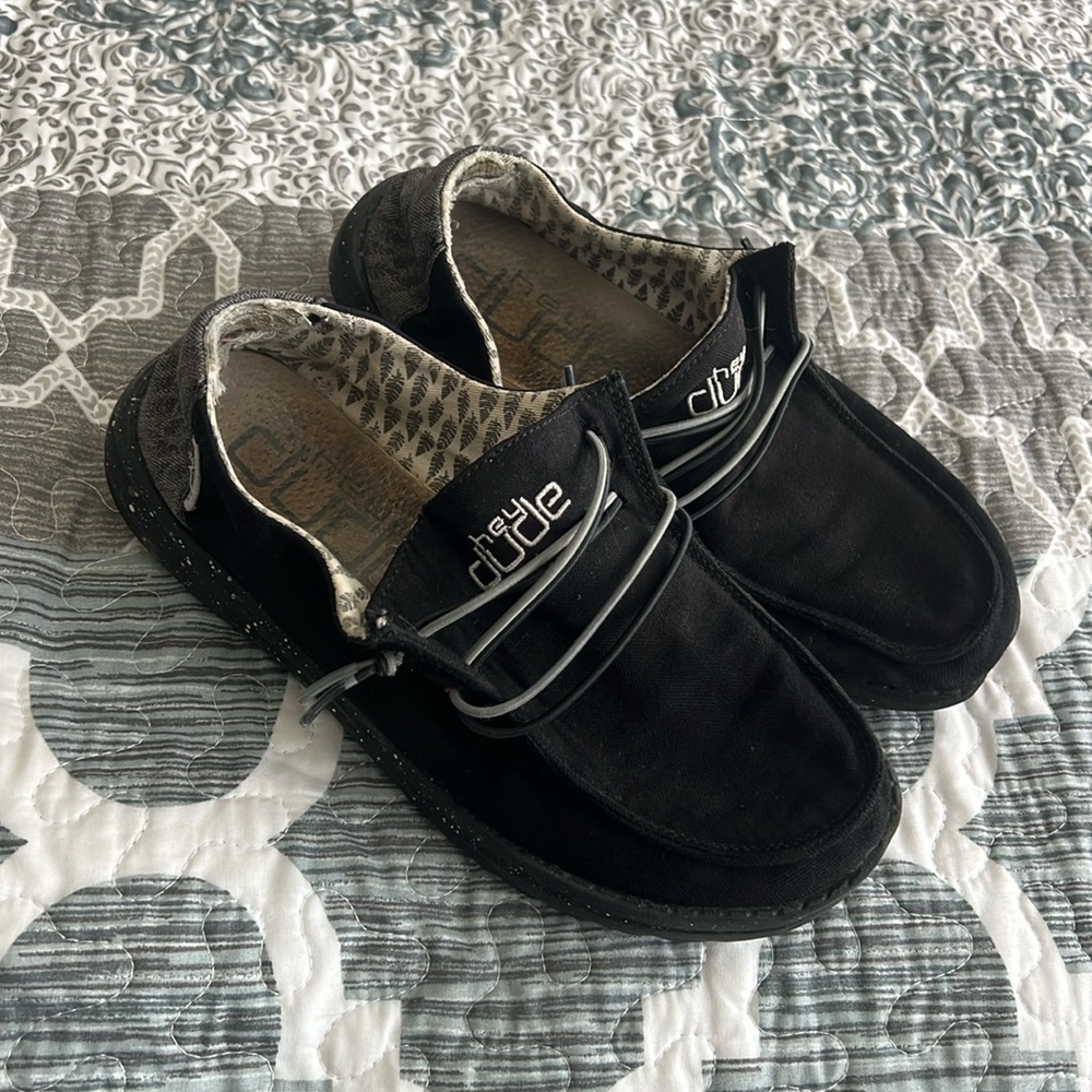 Hey Dudes Big Kids Size 5